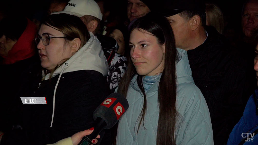 Впервые в самом сердце Цитадели! В Брестской крепости состоялся праздничный концерт -4