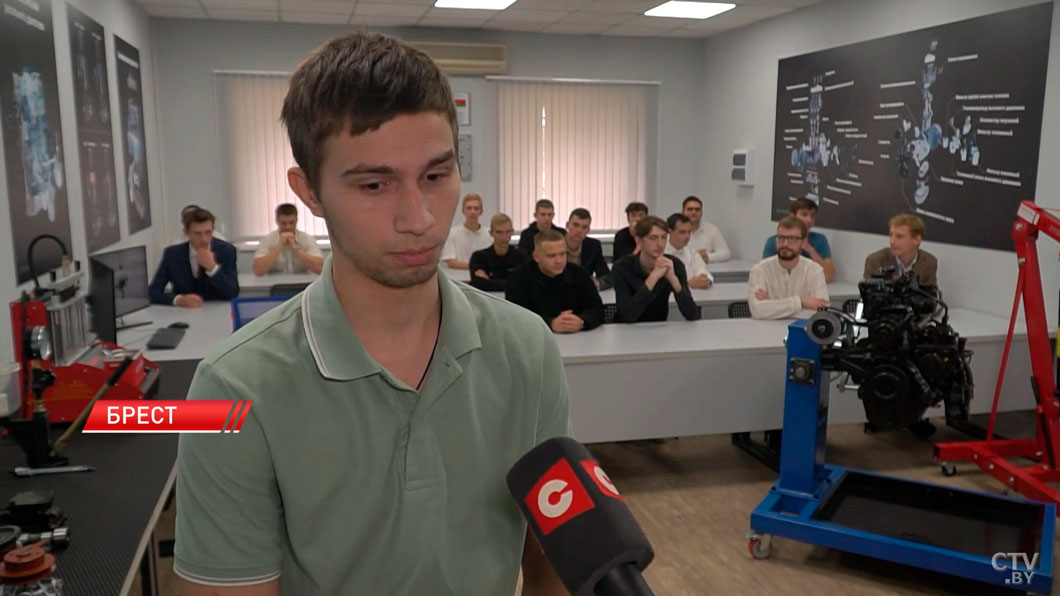 Новинки от «БелДжи» и не только показали на Дне машиностроителя в Бресте-4