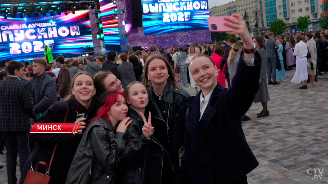 Алые паруса в Минске! Смотрите, как прошёл масштабный праздник для выпускников-2 Алые паруса в Минске! Смотрите, как прошёл масштабный праздник для выпускников-2
