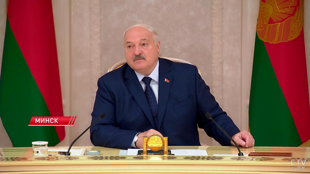 «Европейцы в этом плане молодцы». Лукашенко заявил о необходимости повышения в Беларуси производительности труда-2