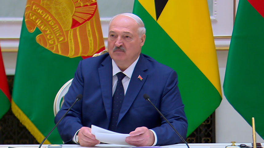 Лукашенко: философия работы в Африке – мы не неоколониалисты, мы друзья