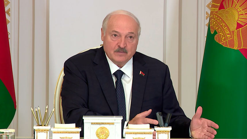 «Что творится в стране? Все «гуся» этого крутят!» Лукашенко поручил навести порядок в рекламе игорного бизнеса «Что творится в стране? Все «гуся» этого крутят!» Лукашенко поручил навести порядок в рекламе игорного бизнеса