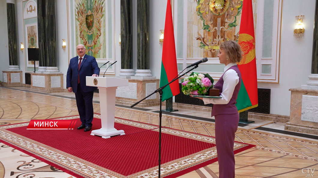 Откровенный разговор и фото на память – как прошла встреча Президента с выпускниками-8 Откровенный разговор и фото на память – как прошла встреча Президента с выпускниками-8