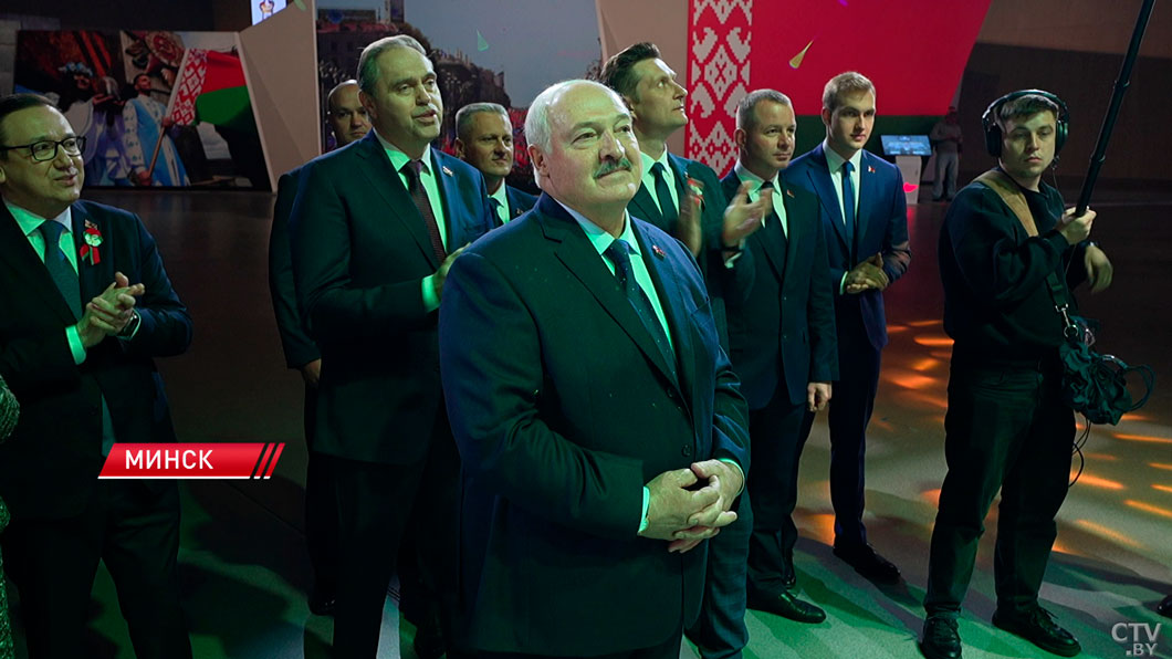 Лукашенко дал поручения по работе ММВЦ: каждый метр должен о чем-то говорить-6