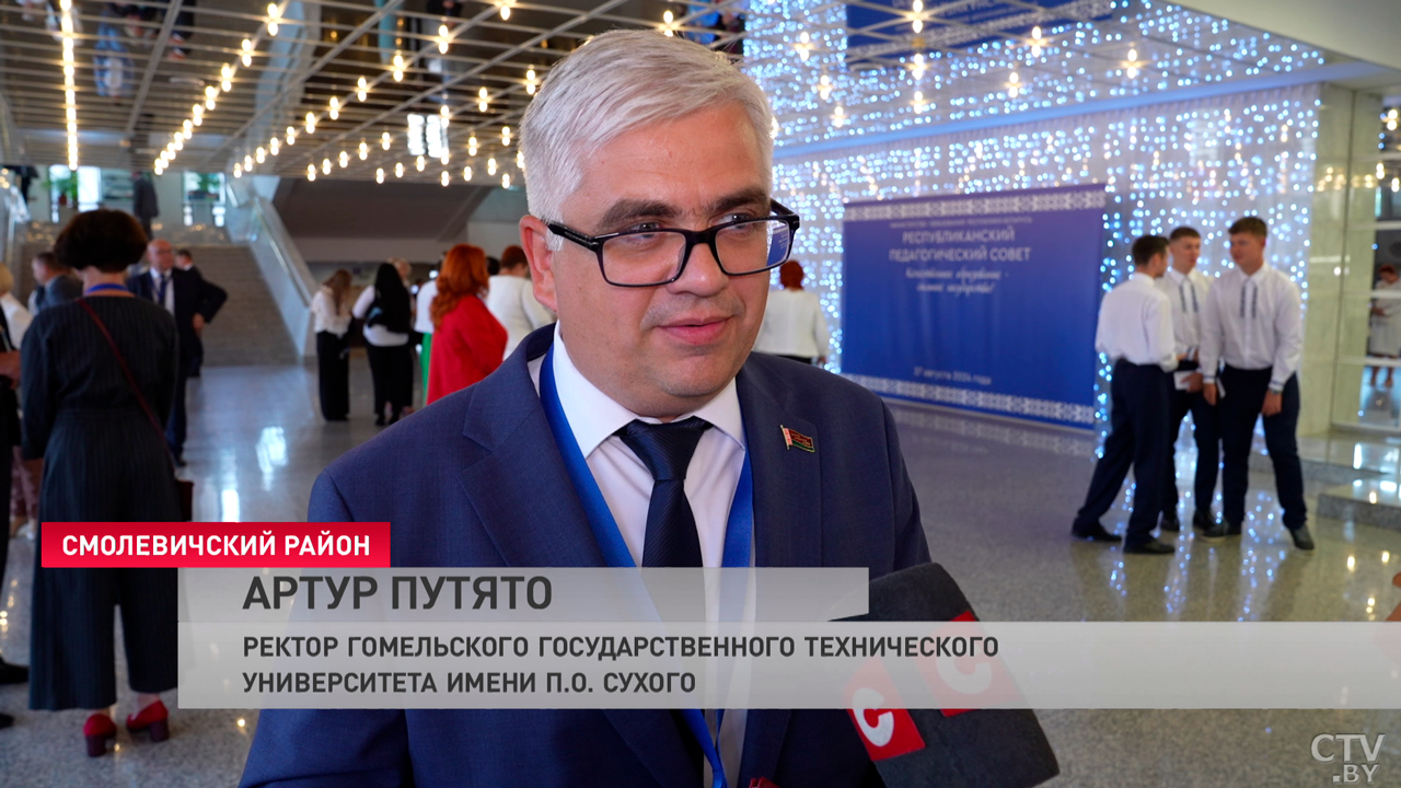 Лукашенко о недоборах в аграрных вузах: это входит в сферу Минсельхозпрода, им, видимо, не до образования-7