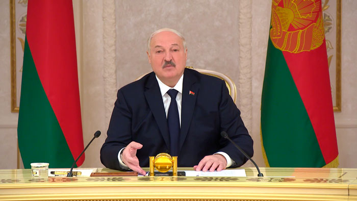 Лукашенко – губернатору Ростовской области: мы готовы предложить условия лучше, чем иностранцы Лукашенко – губернатору Ростовской области: мы готовы предложить условия лучше, чем иностранцы