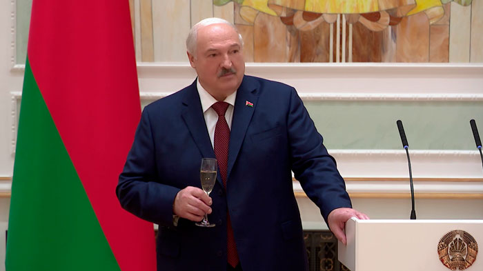 Лукашенко призвал сократить сроки обучения в вузах: надо учиться столько, сколько надо!