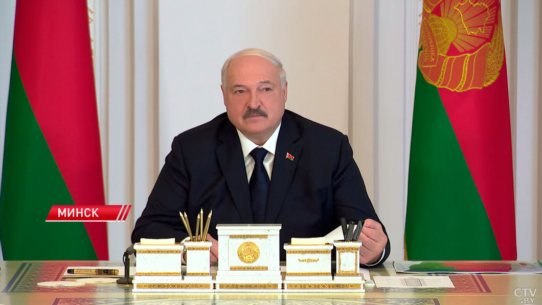 Лукашенко: Академия наук, НПЦ и «Белоруснефть» должны работать в одной увязке – делиться тут нечего-4