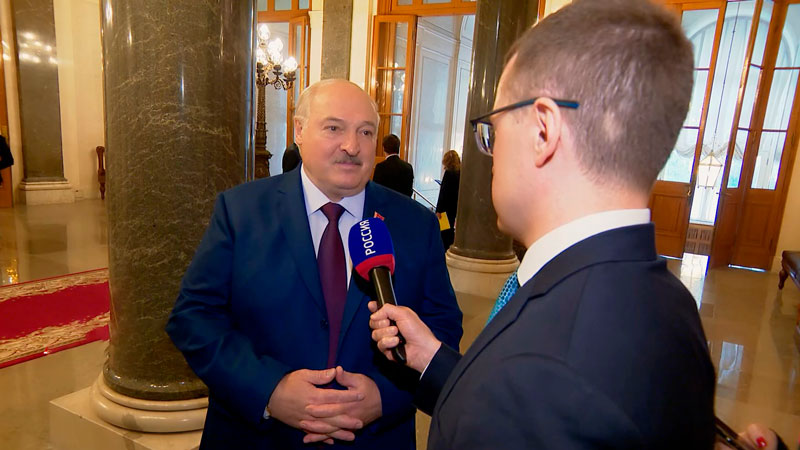 Лукашенко: никто из серьёзных людей в Украине не думает о вторжении в Беларусь. Это просто вяканье