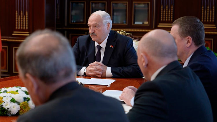 Лукашенко: никаких «политзаключенных» в Беларуси нет
