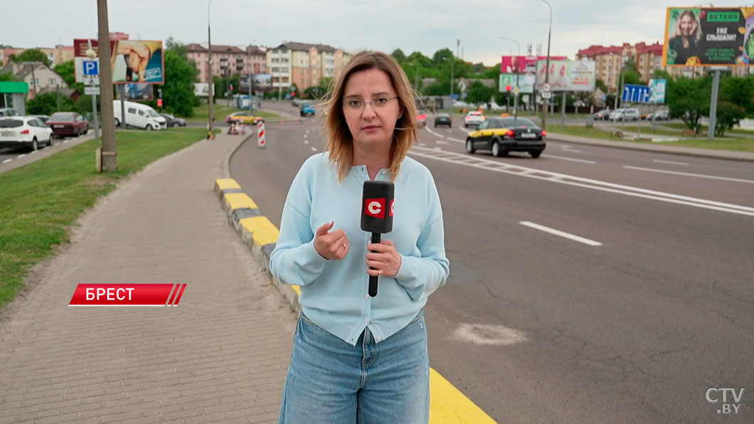 В Бресте спасатели приняли экстренные роды прямо в машине -2