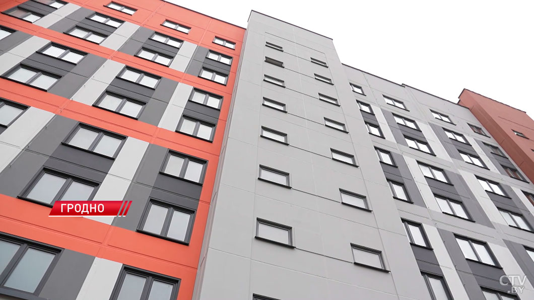 Спасателям Гродненской области вручили ключи от арендных квартир и спецтехники-10