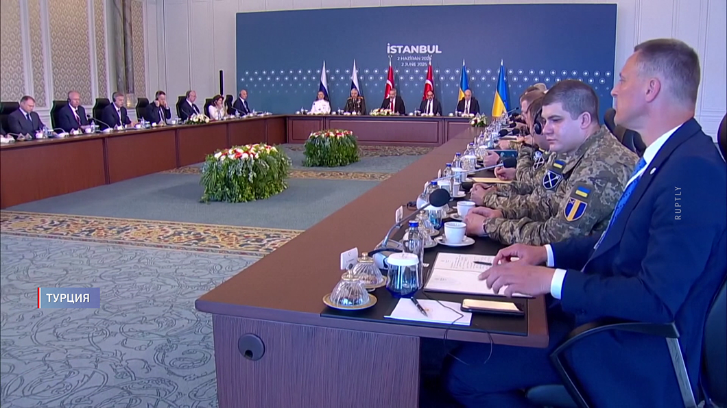 Путин: и без того нелегитимный режим в Киеве постепенно перерождается в террористическую организацию-2