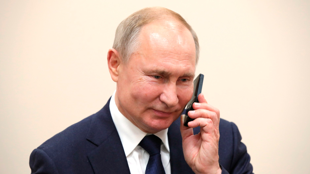 Трамп сообщил, что провел хороший разговор с Путиным по телефону