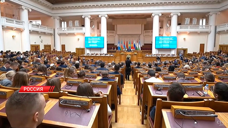 Пленарное заседание Межпарламентской ассамблеи СНГ проходит в Санкт-Петербурге-4