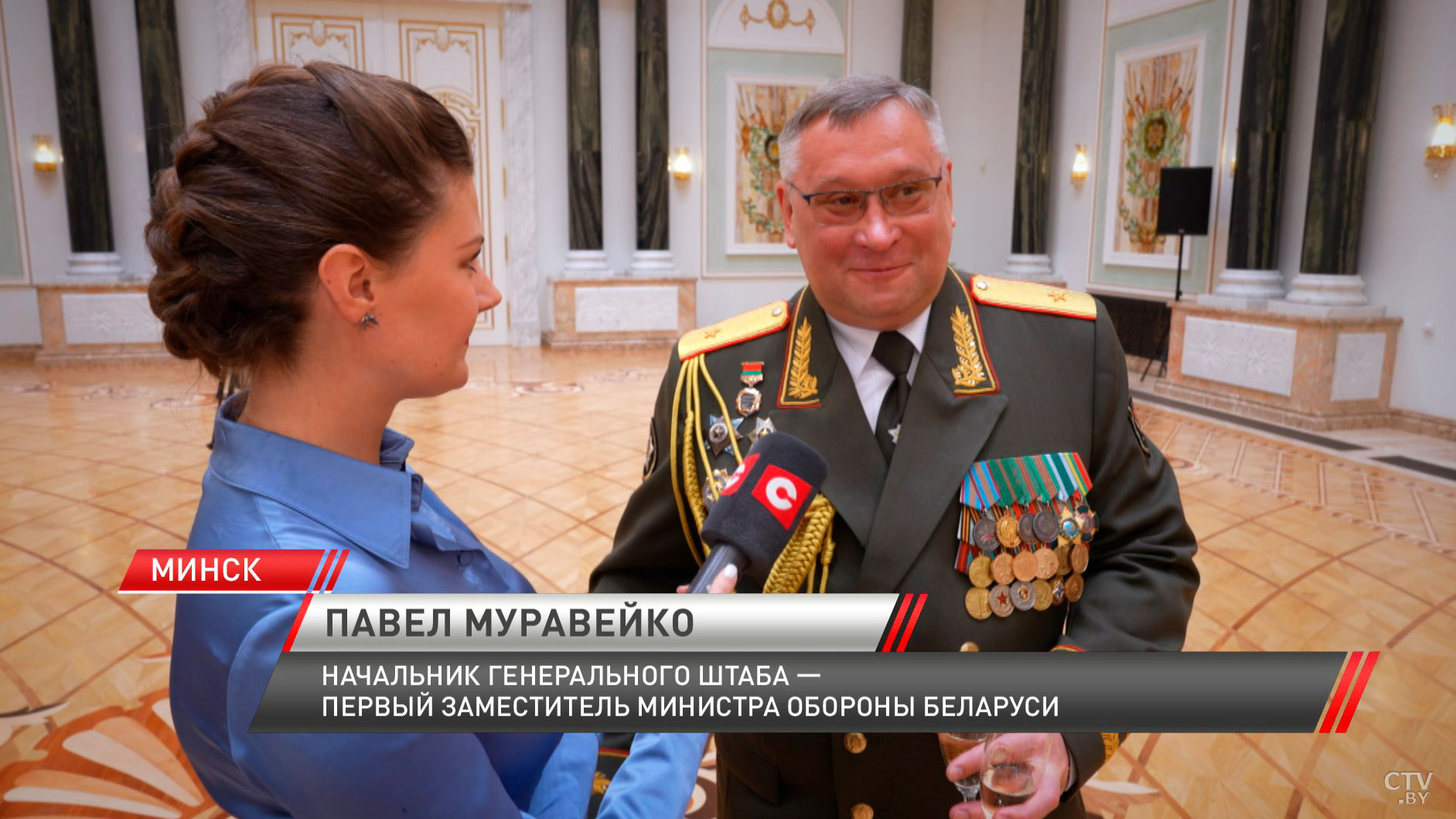 «Это было 10 лет назад». Начальник генштаба вспомнил, как получал генеральские погоны-4