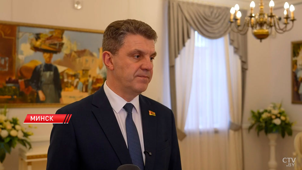 Лукашенко: Мурманск покрыл себя неувядаемой славой-16