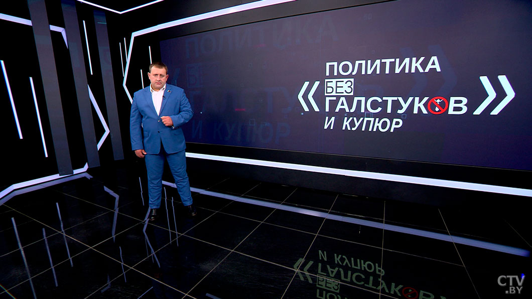 Пустовой: Лукашенко снова явил себя миру в мундире Главнокомандующего! И на маневрах, и на присяге в Печах-2