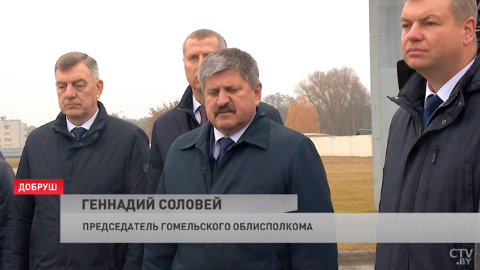 «Полностью закончили стройку?» С чего начал Лукашенко общение с чиновниками в Добруше-13