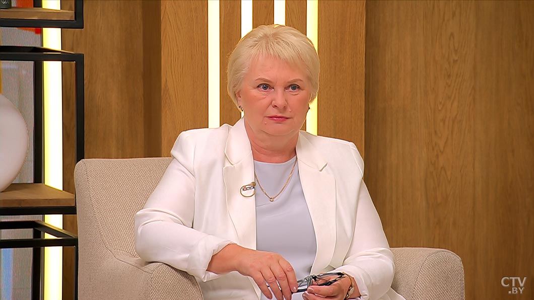 Чем опасны домашние консервы? Эксперт рассказала, что такое ботулизм и как его избежать -2