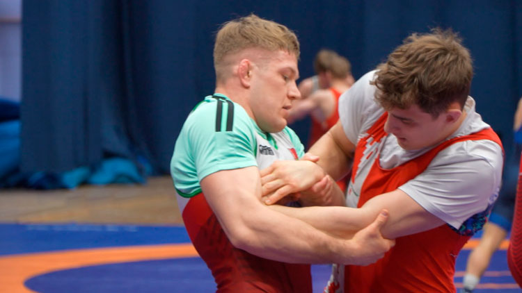 На ЧЕ по спортивной борьбе белорусы выступят во всех трех видах