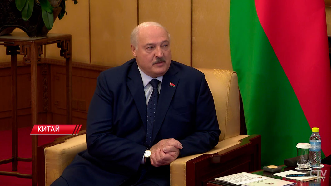 «Я очень благодарен Си Цзиньпину». Подробности встречи Лукашенко с деловыми кругами КНР-4 «Я очень благодарен Си Цзиньпину». Подробности встречи Лукашенко с деловыми кругами КНР-4