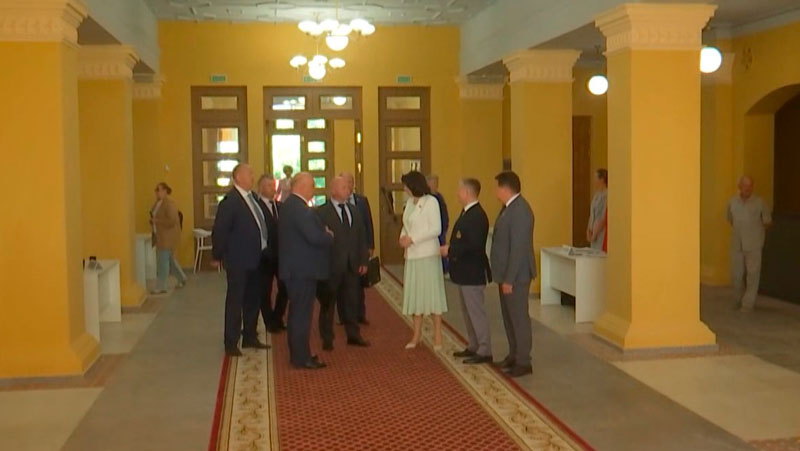 Наталья Кочанова встретилась с депутатами Витебской области