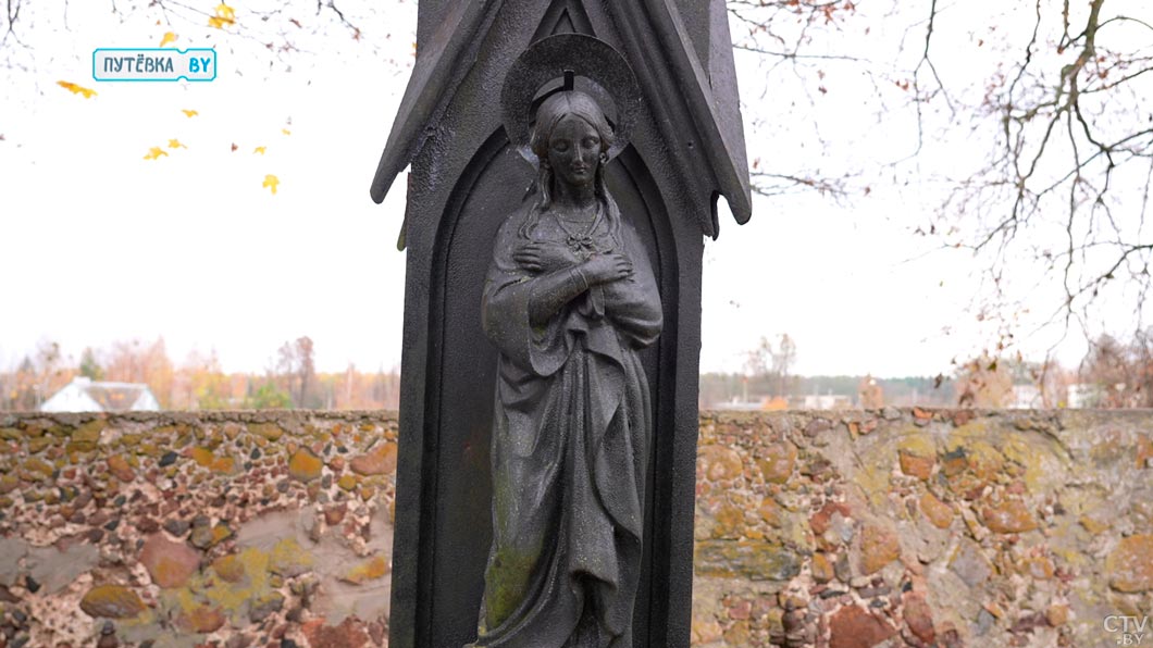 Королева Бона своими руками закладывала фундамент этого костёла – узнали историю святыни в Лунно-8