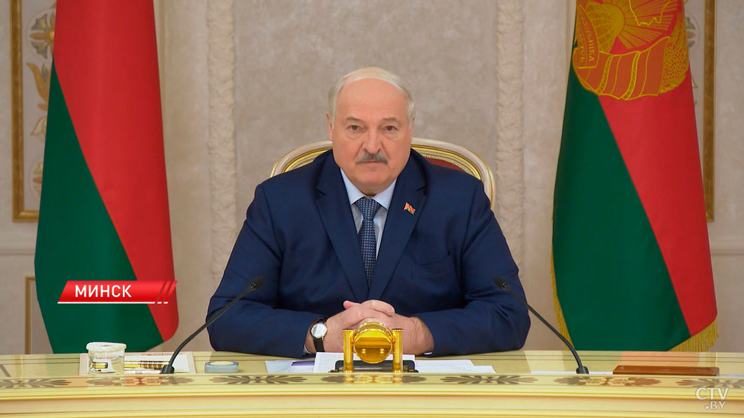 Чемпионат Континентальной хоккейной лиги практически ничем не уступает НХЛ – Лукашенко-4