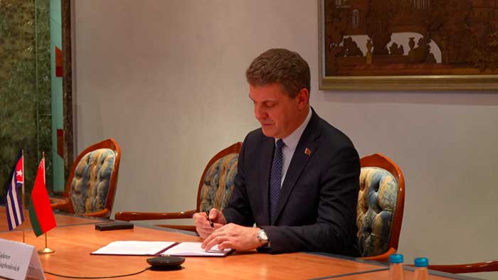 Минск и Гавана подписали программу сотрудничества по новым направлениям Минск и Гавана подписали программу сотрудничества по новым направлениям