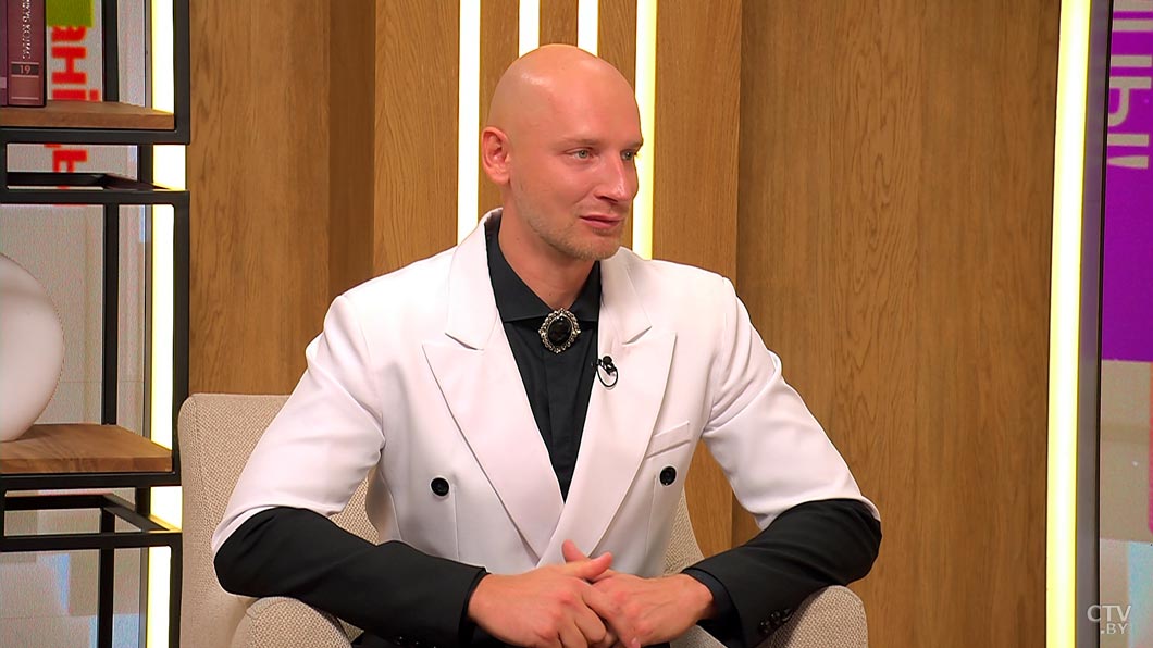 «Просто нужно любить и ценить любимого человека» – Евгений Курчич рассказал о новой песне «Пять минут»-2
