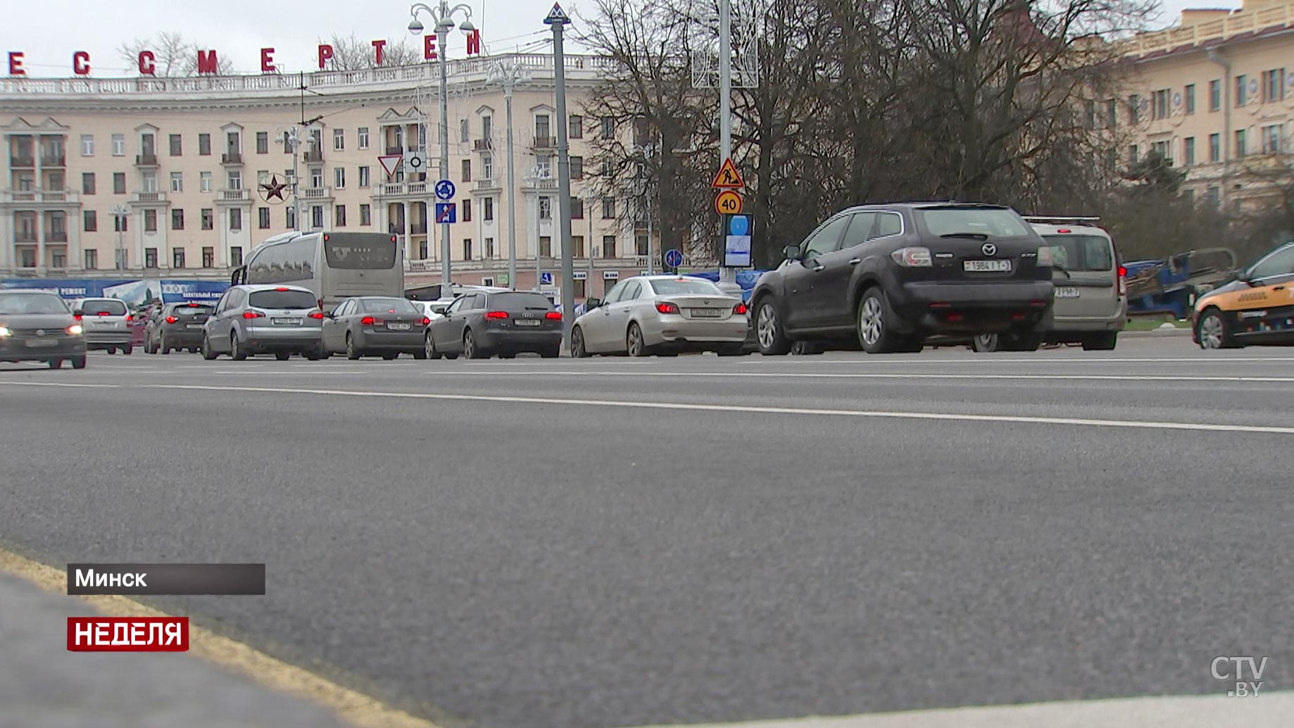 В Колодищах местные предприниматели собрали деньги и заасфальтировали «ничейную» дорогу