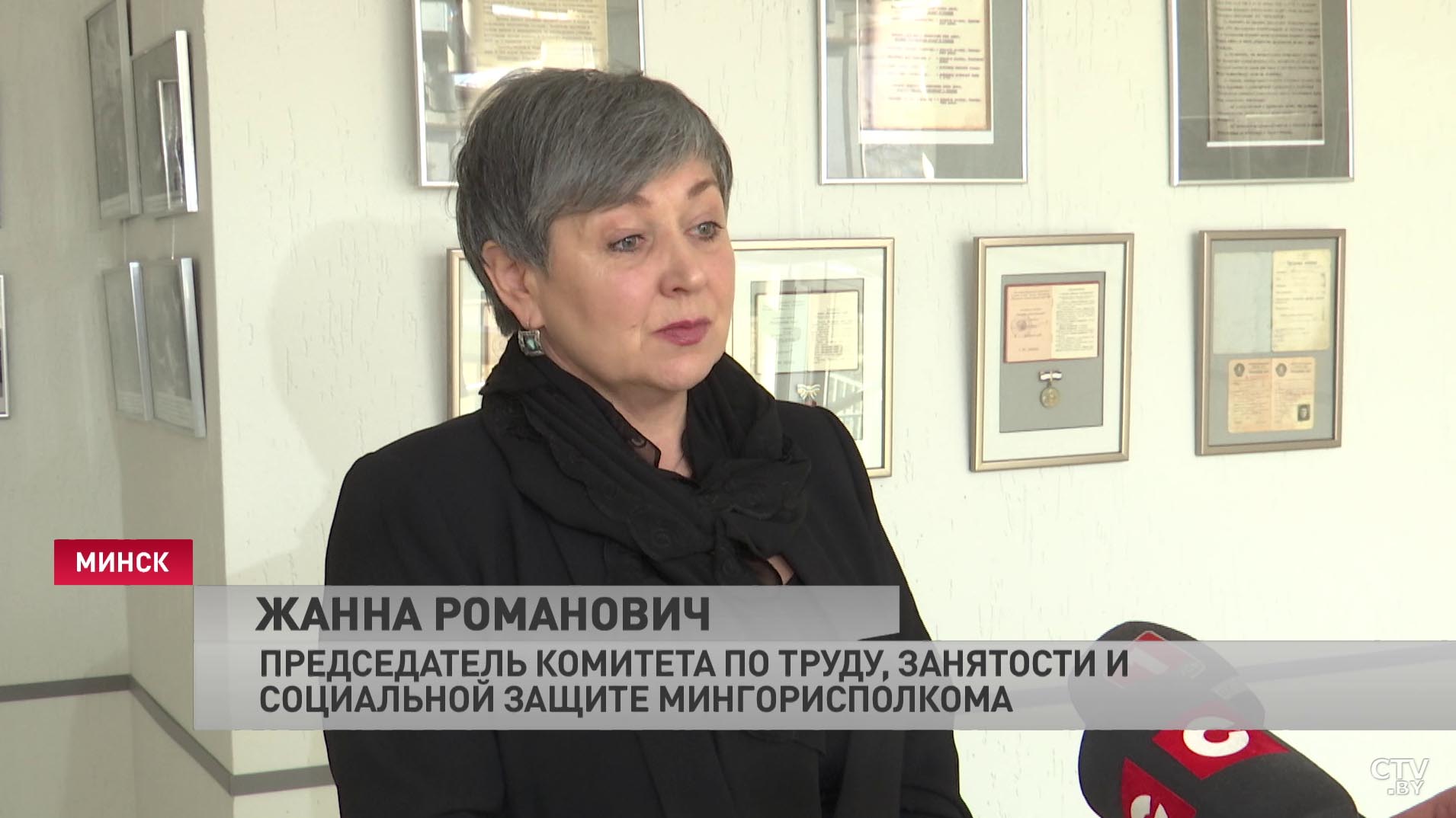 Пожилым одиноким людям начали доставлять продукты и лекарства на дом -8