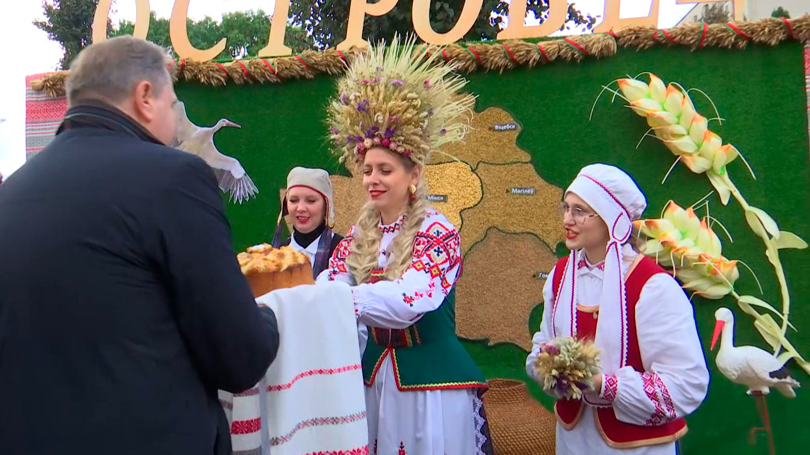 Гродненская область с размахом отметила «Дожинки». Посмотрите, как отмечали праздник лучшие труженики села