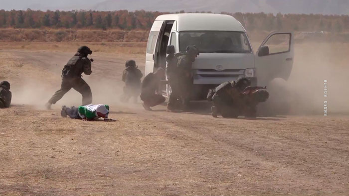 Военнослужащие ОДКБ отрабатывают совместные действия в ходе манёвров в Таджикистане