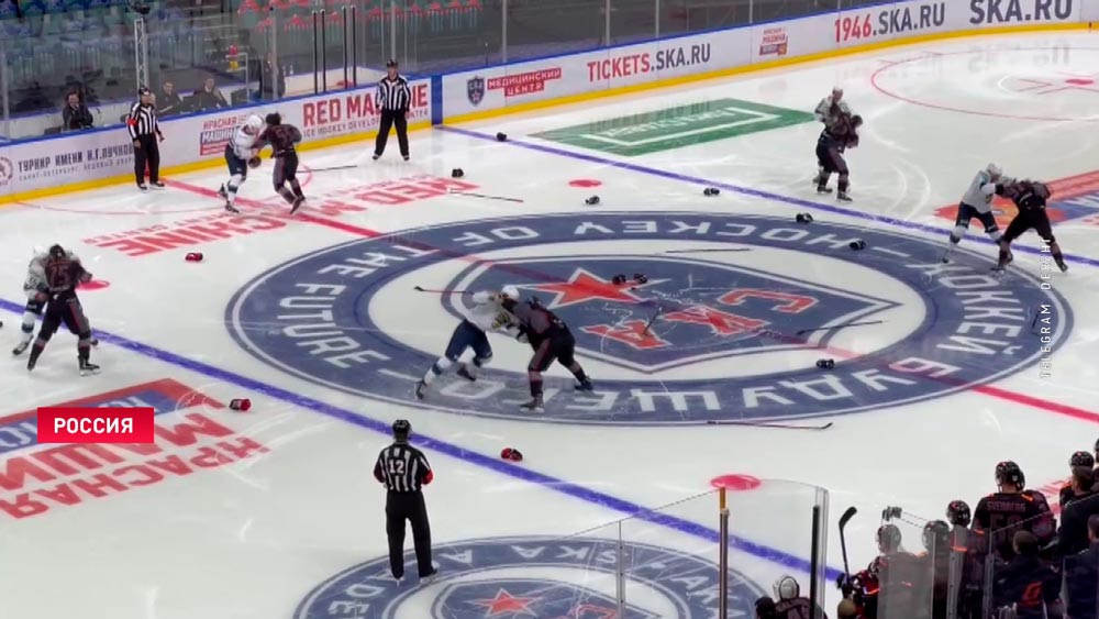 Вышли пять на пять: «Авангард» и «Сочи» снова дерутся-3