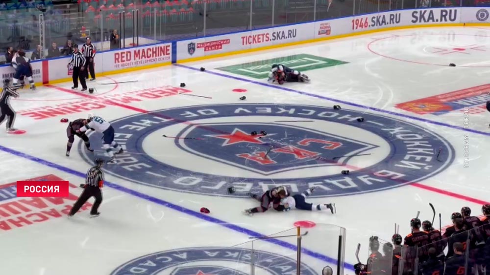 Вышли пять на пять: «Авангард» и «Сочи» снова дерутся-5