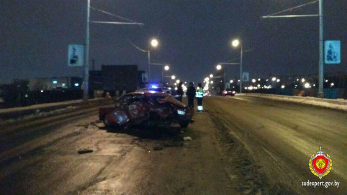 В Солигорске столкнулись Audi и BMW. Один человек погиб