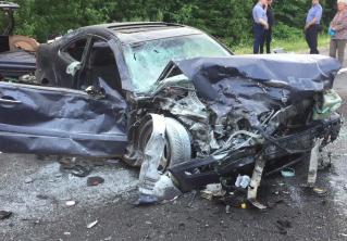 Лобовое столкновение. В ДТП под Борисовом погибли три человека