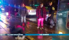На Долгобродской мужчина попал под трамвай