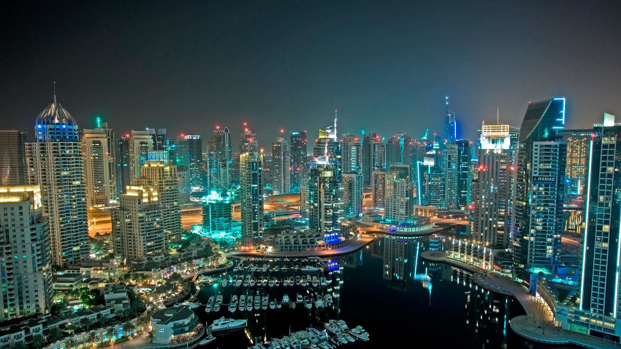 377 метров. Самый высокий отель в мире принял первых постояльцев-0