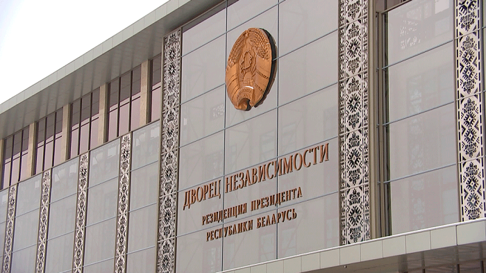 ​Лукашенко: через конфликт в Украине втягивают нас всех в третью мировую войну
