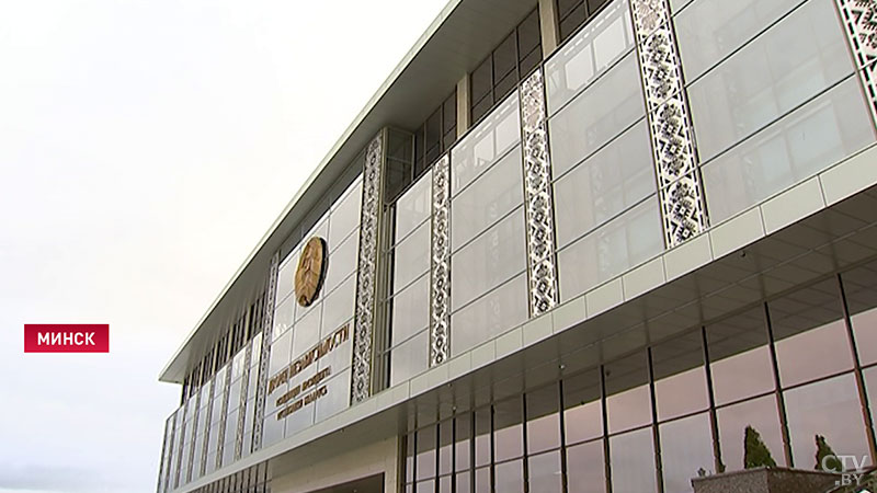 Президент Беларуси подписал указы о строительстве в Минске двух крупных спортивных объектов