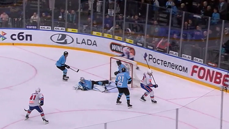 Минское «Динамо» уступило питерскому СКА в матче КХЛ