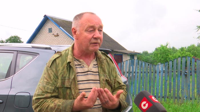 «Почему это дерево аварийное не спиливается?» Реакция очевидцев на трагическую смерть женщины под Дзержинском