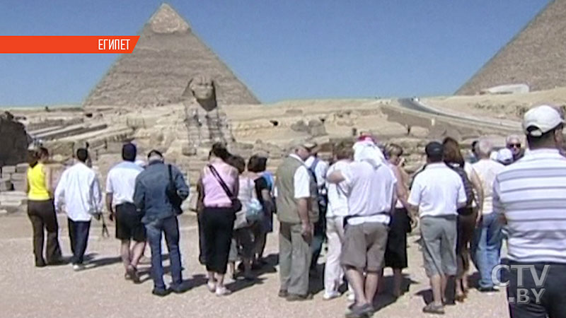 В Египте неизвестные ограбили банк: в перестрелке погибли не менее 6 человек