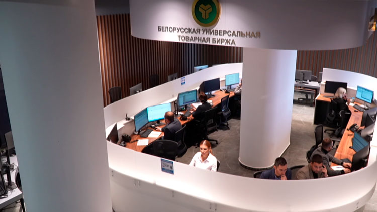 Компании из России почти в 7 раз увеличили сумму сделок на белорусской бирже