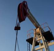 Россия значительно снижает экспортную пошлину на нефть