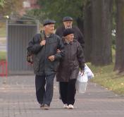 С 1 ноября в Беларуси вырастет бюджет прожиточного минимума, вместе с ним – пенсии и пособия