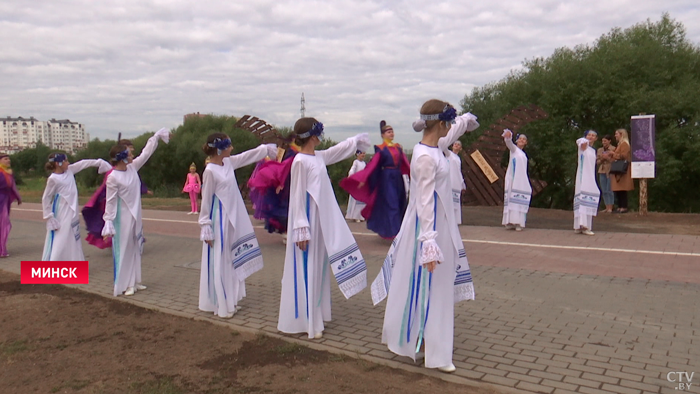 Где-то можно ходить даже босиком. Теперь в каждом районе Минска есть своя экотропа-1